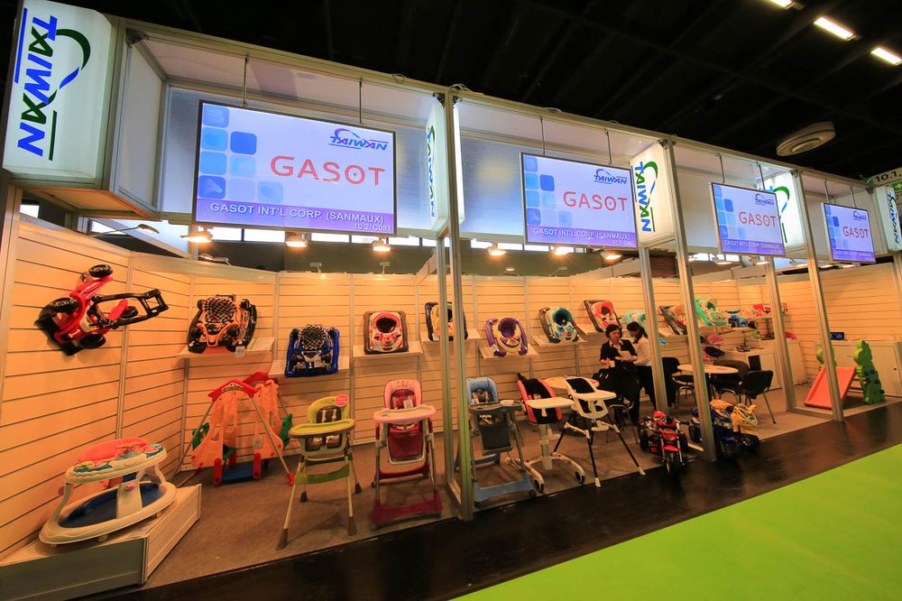GASOT (SANMAUX) at the 2015 Cologne Kind + Jugend fair
